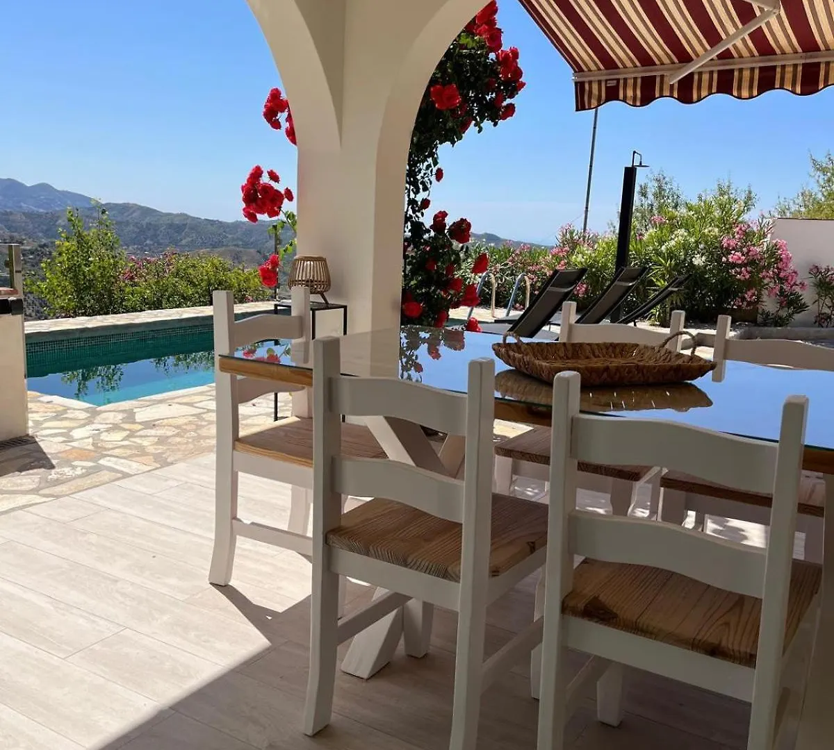 Mi Casa Es Su Casa Villa Sedella Holiday home